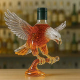 Whiskyfles in de vorm van een adelaar met witte kop