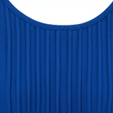 Korte Mouwen T-shirt voor Vrouwen met Uitlopende Ronde Hals en Plissé Details