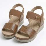 Hoge Sandalen voor Dames met Klittenbandsluitingen en Rubber Zool