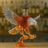 Whiskyfles in de vorm van een adelaar met witte kop