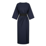 Lange jurk voor dames met vleermuismouwen en een gemarkeerde taille, vloeiende silhouet