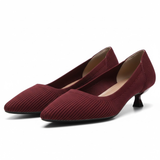 Dames escarpins in mesh met puntige neus en kleine kitten heel