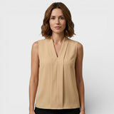 Joana - Mouwloze blouse met V-hals