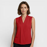 Joana - Mouwloze blouse met V-hals