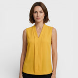 Joana - Mouwloze blouse met V-hals