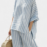 Federica – Sophisticated blauw gestreepte linnen top en casual broeken