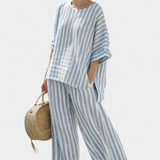 Federica – Sophisticated blauw gestreepte linnen top en casual broeken
