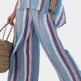 Ginevra – elegante mauve pastel top en gestreepte linnen broeken